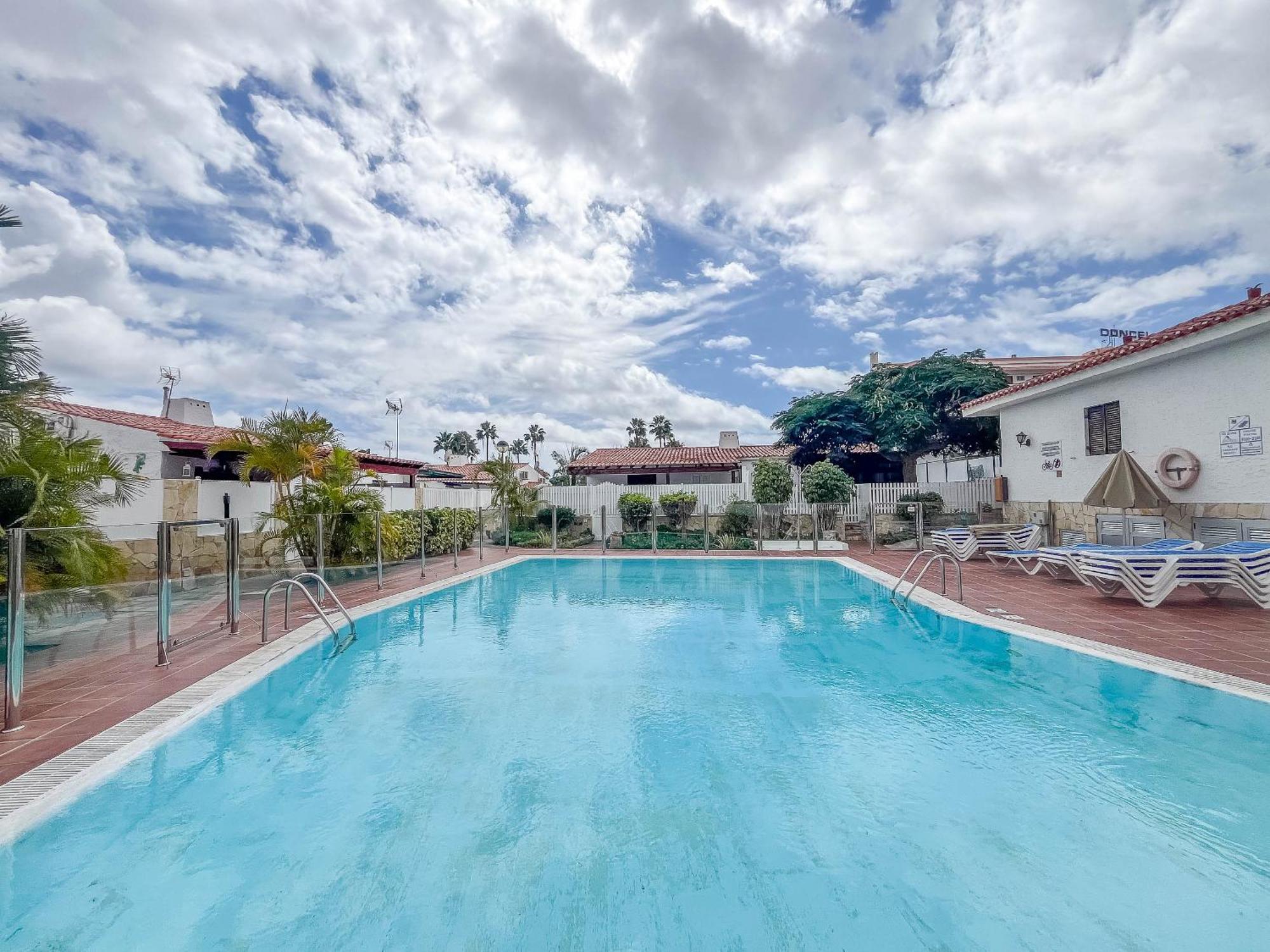 Private Chill-Out Terrace Bungalow - Pool San Bartolome Bagian luar foto
